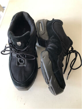 Bloch Boost Mesh Split Sole Dance Sneakers Mens 12.5 Fits Like 10.5 Like New